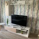 Moderne Mit Seeblick Und Balkon Im Eg Apartmán Mucheln