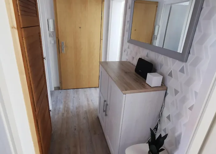 Moderne Mit Seeblick Und Balkon Im Eg Apartman