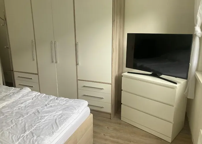 Moderne Mit Seeblick Und Balkon Im Eg Apartman Mücheln