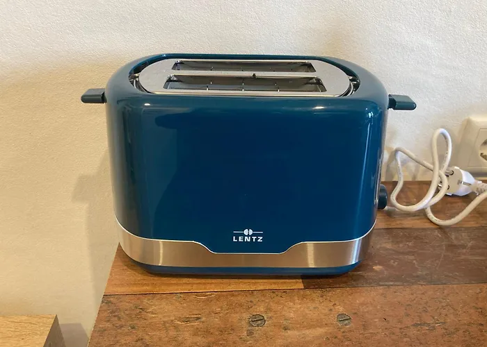 Moderne Mit Seeblick Und Balkon Im Eg